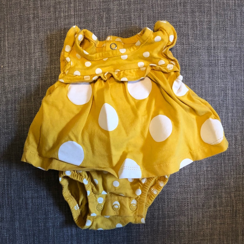 Carters NB onesies lot